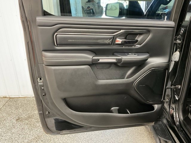 2024 Ram 1500 Pickup Crew Cab Limited 4WD - Image 22