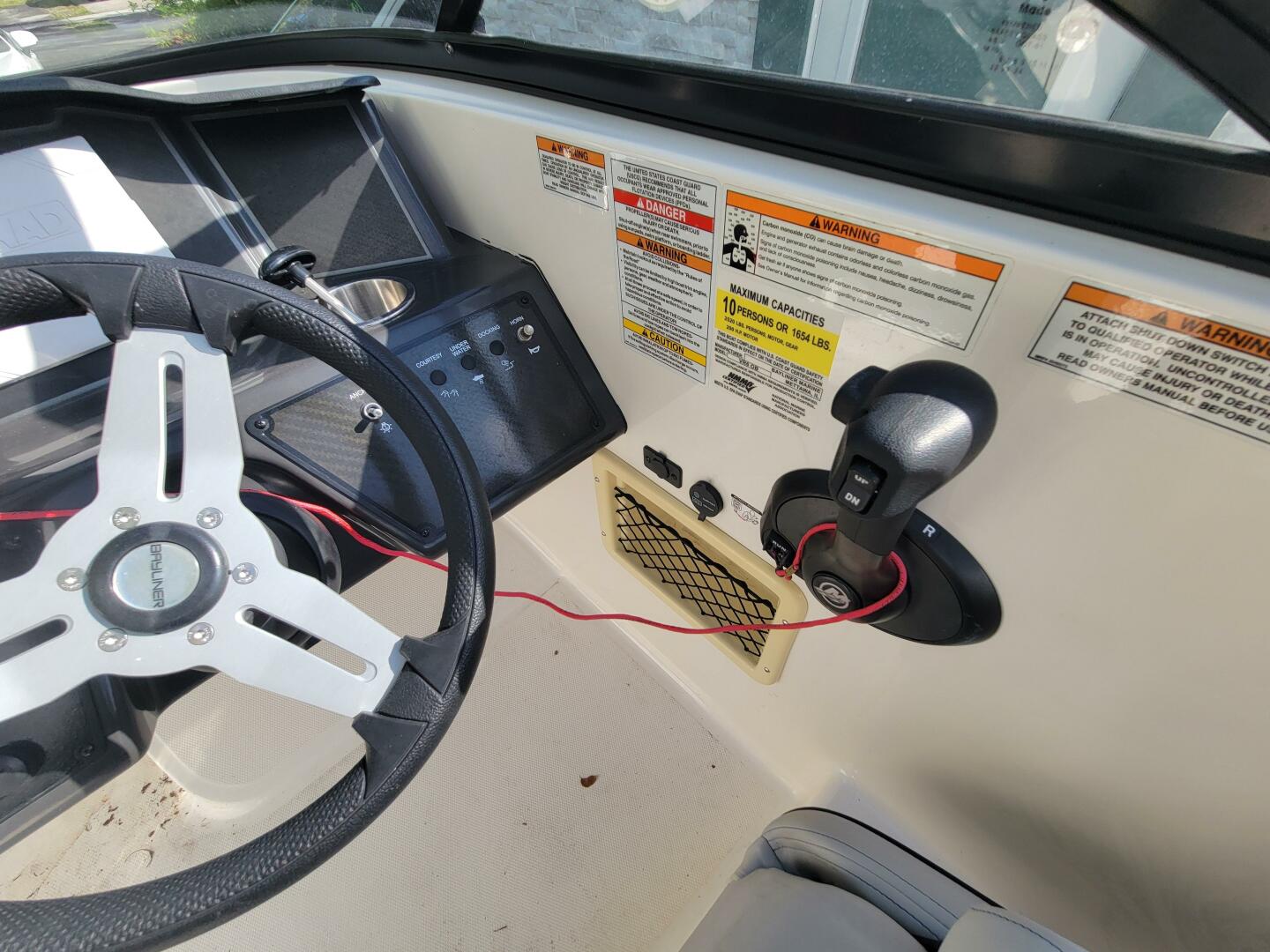 2023 Bayliner VR6 OB Base - Image 19