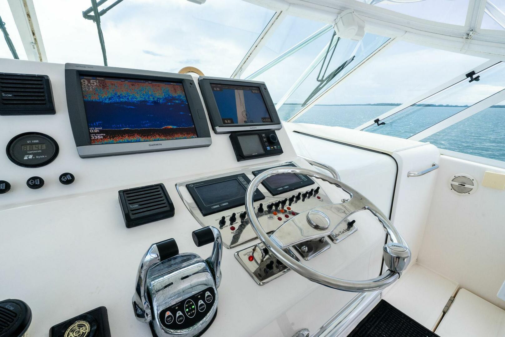 2004 Cabo 40 Hardtop Express - Image 16