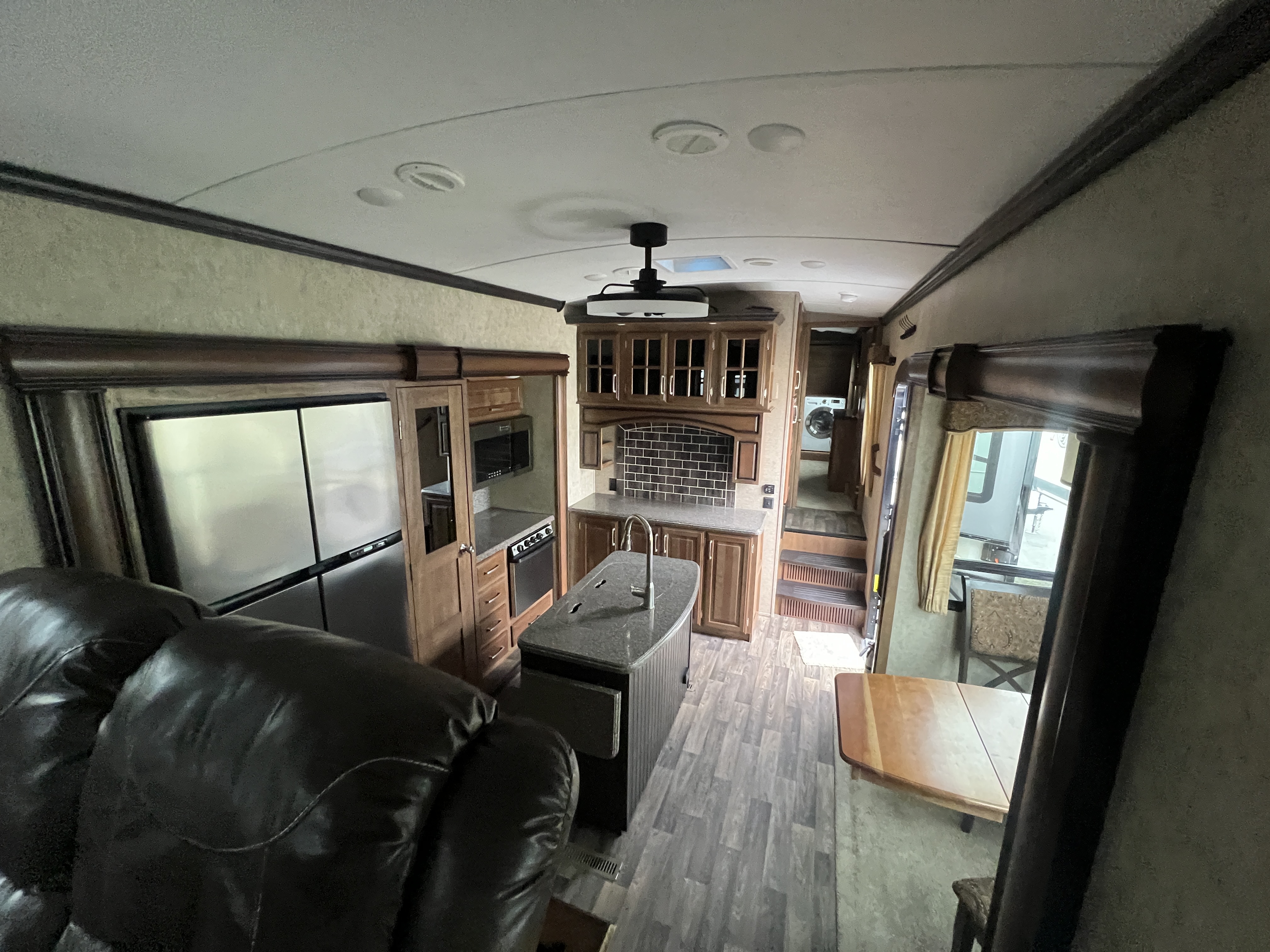 2017 Keystone Montana High Country 379RD - Image 10