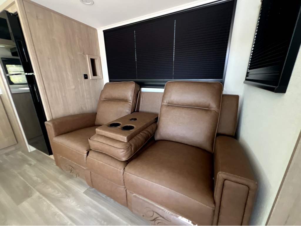 2026 GRAND DESIGN IMAGINE 2700BS - Image 6