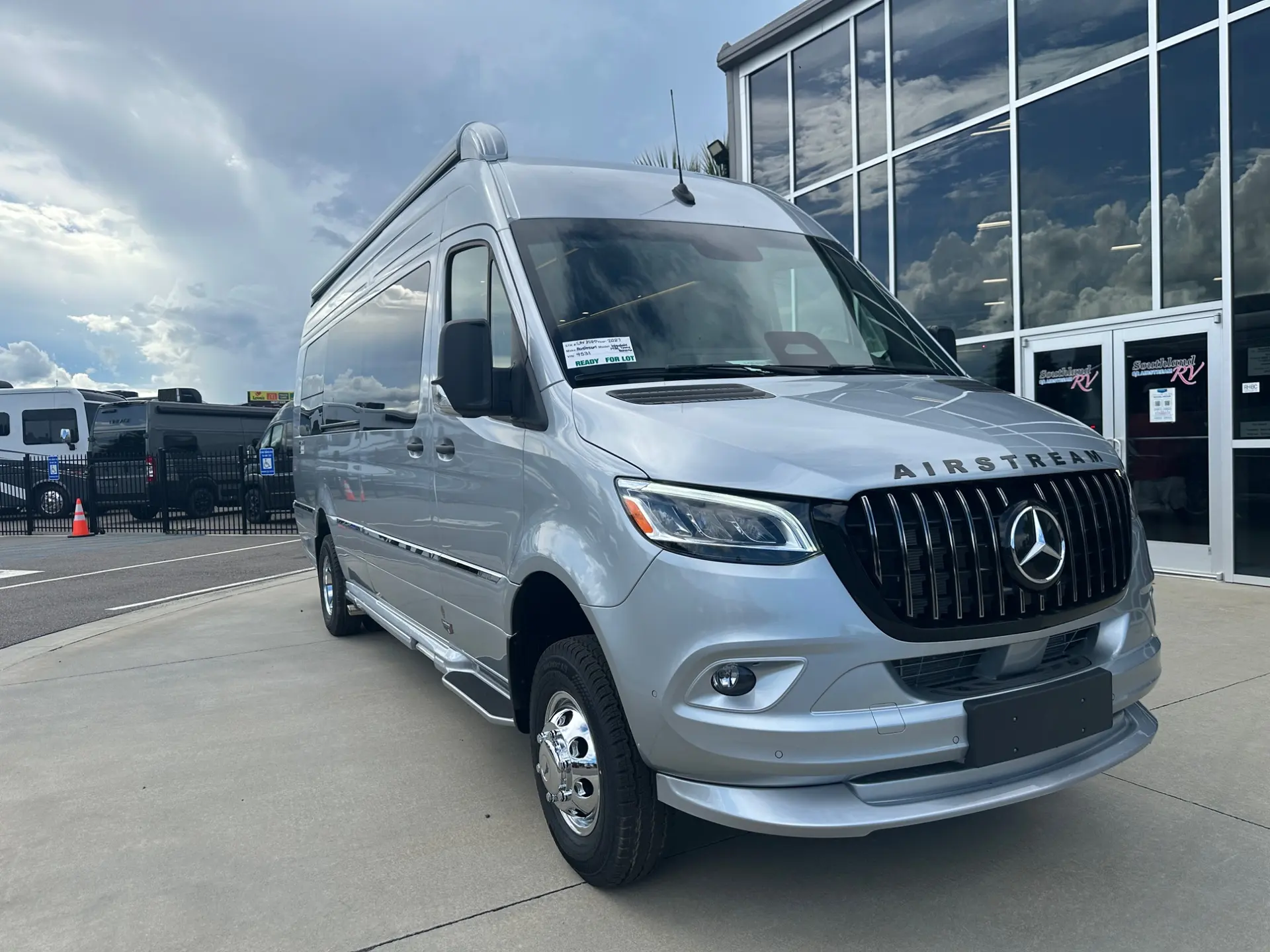 2027 Airstream Interstate 24GL Tommy Bahama - Image 1