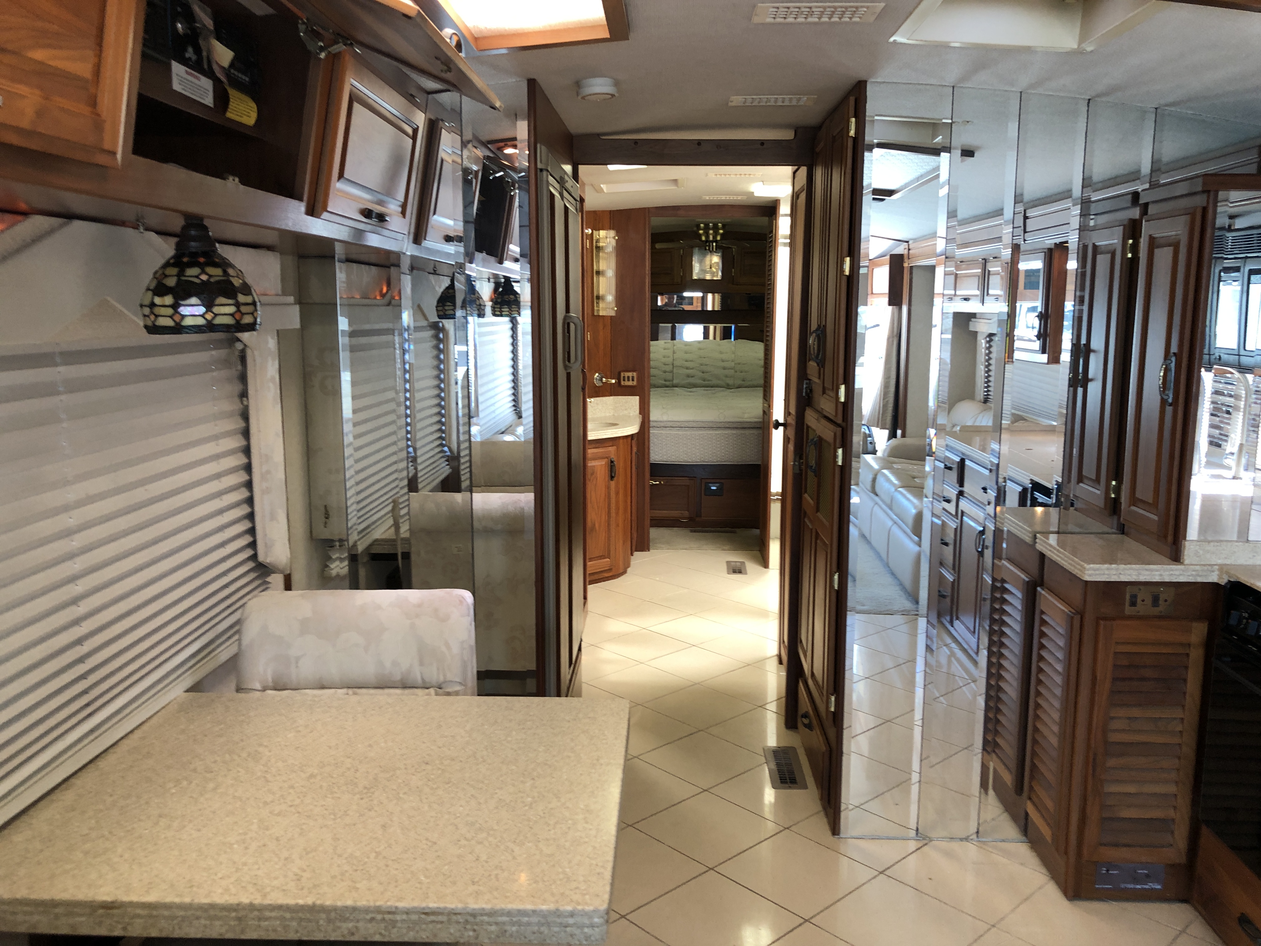1999 Fleetwood American Eagle 40EVS - Image 19