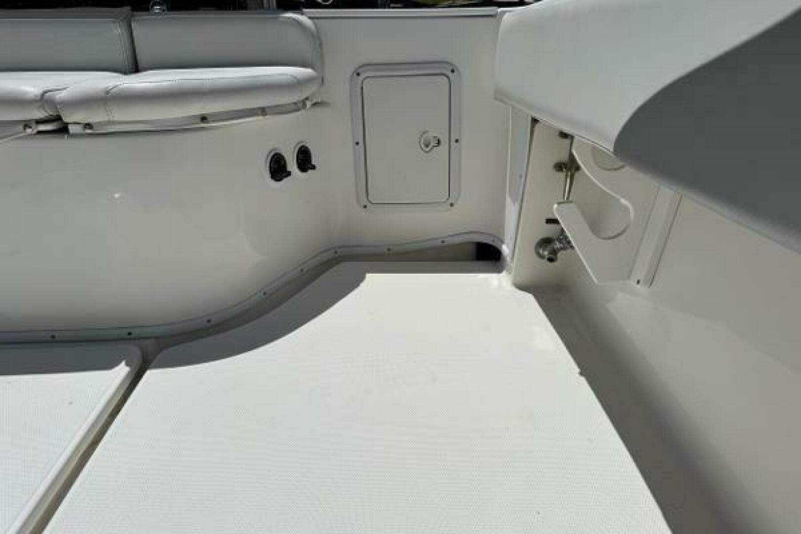 2008 Fountain 34 Center Consoles - Image 31