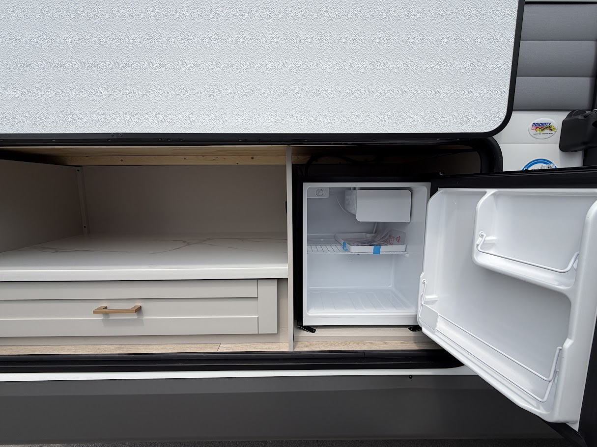 2027 JAYCO JAY FLIGHT 330TBS - Image 5