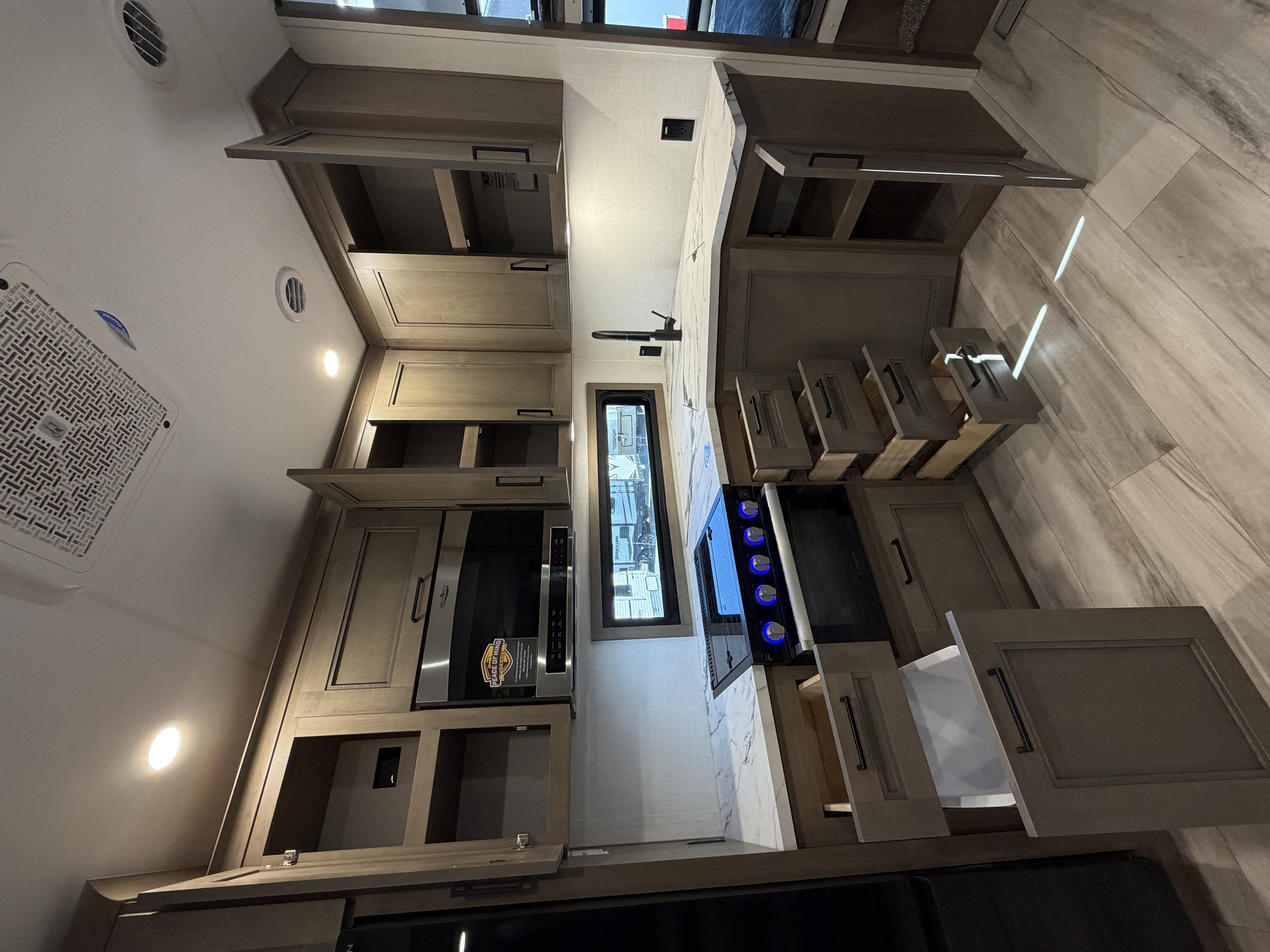 2026 KZ RV Durango Half-Ton D286BHD - Image 30