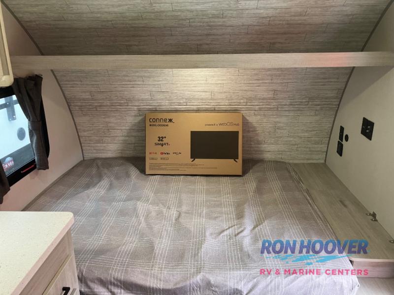 2026 COACHMEN 154RBX - Image 9