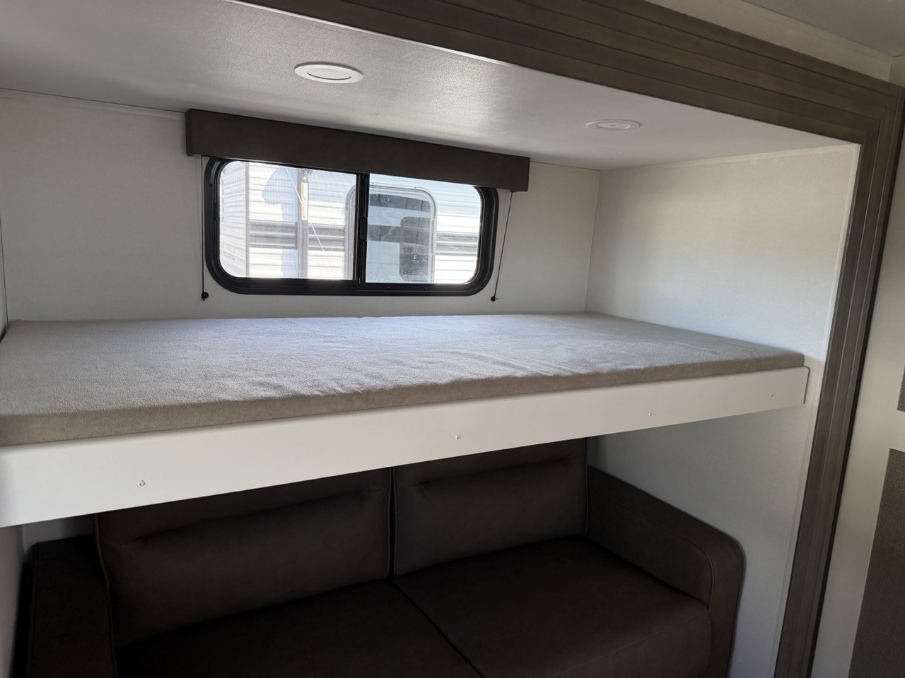 2026 Grand Design Transcend 335BHT - Image 11