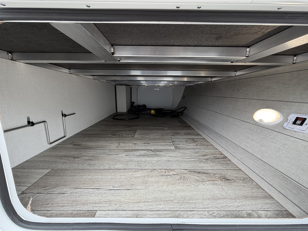 2026 VENTURE RV SIENNA 231VRK - Image 4