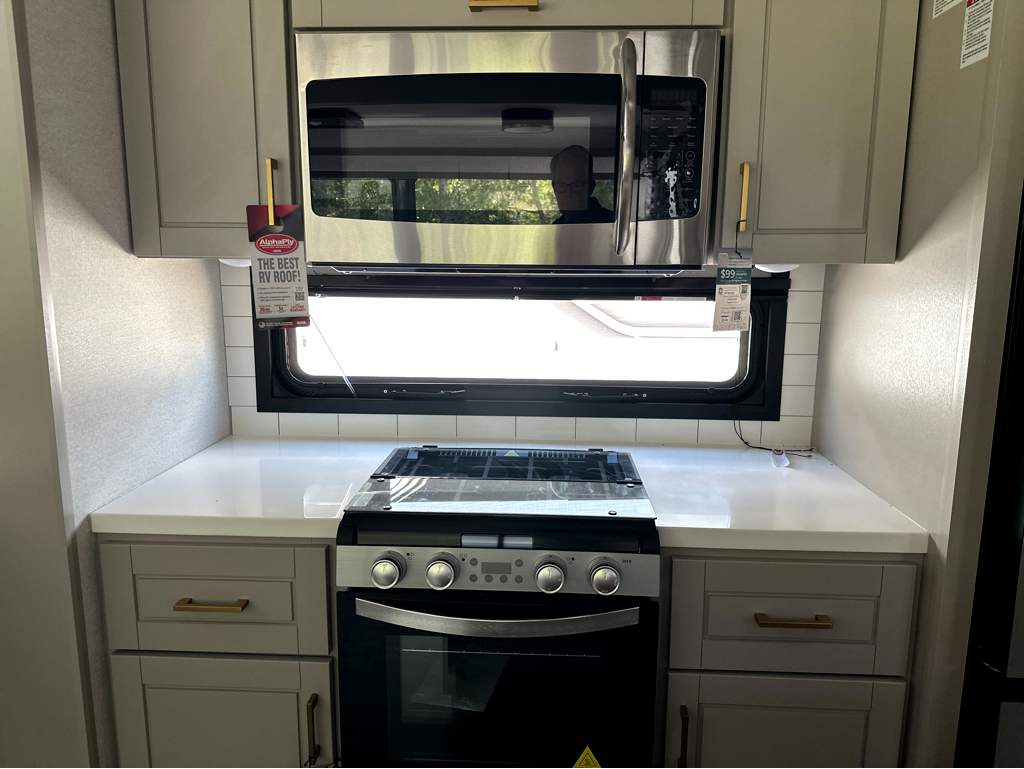 2027 JAYCO NORTH POINT 381CKRE - Image 12
