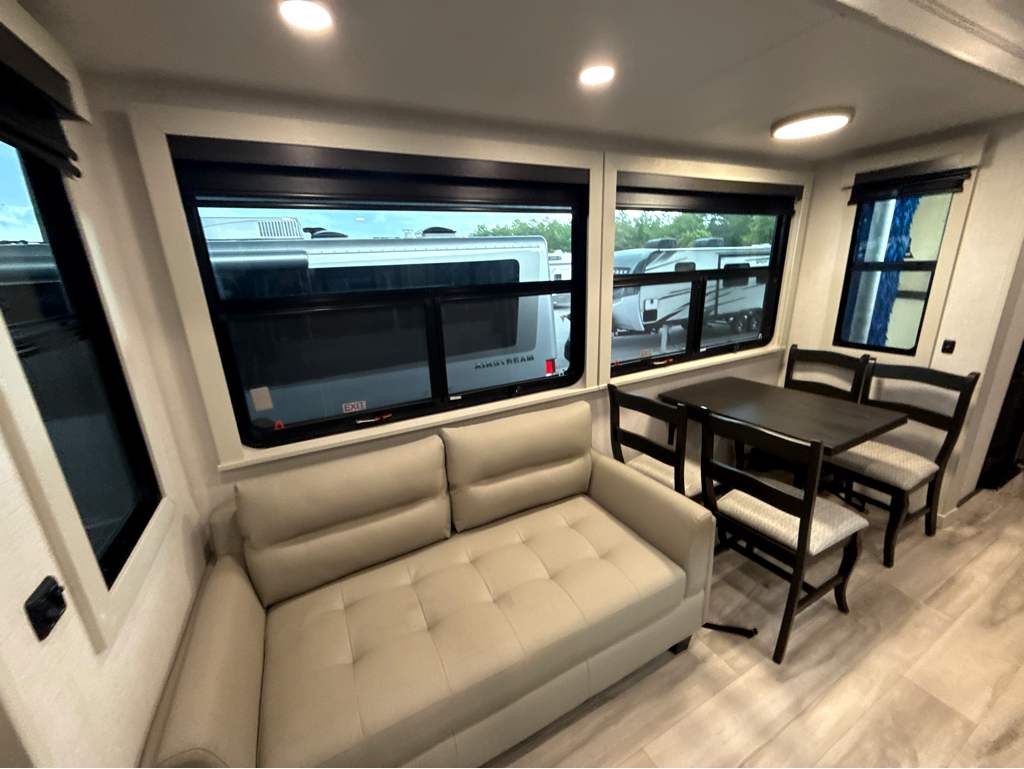 2026 Keystone ALPINE 3910RK - Image 11