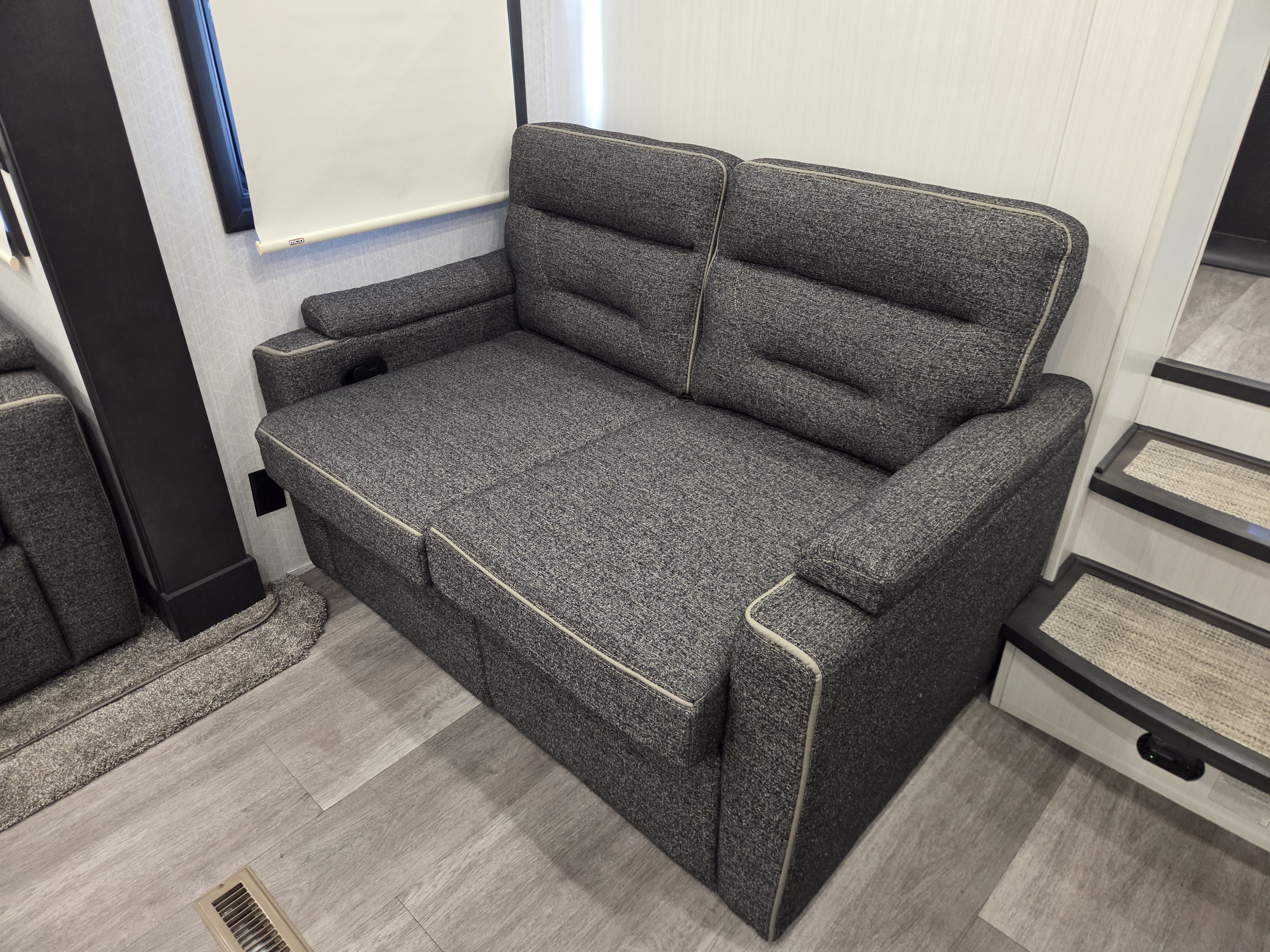 2022 DRV Mobile Suites 41FKMB - Image 6