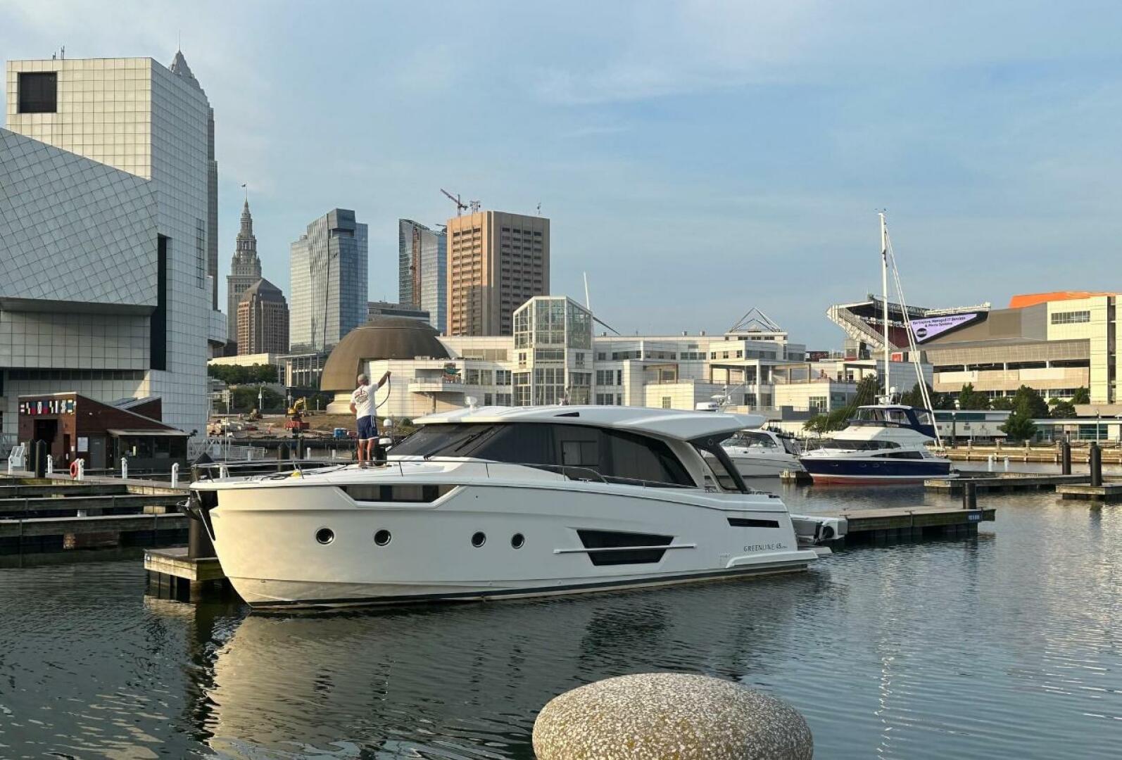 2024 Greenline 45 Coupe HYBRID - Image 24