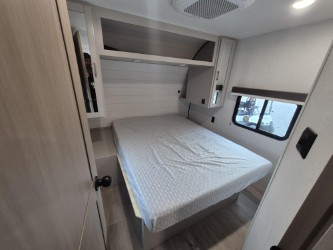 2027 JAYCO JAY FLIGHT 295TBS - Image 19