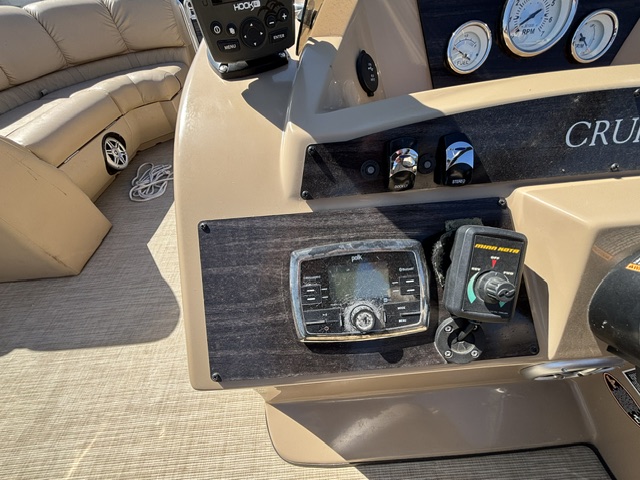 2016 HARRIS CRUISER 220CW - Image 21