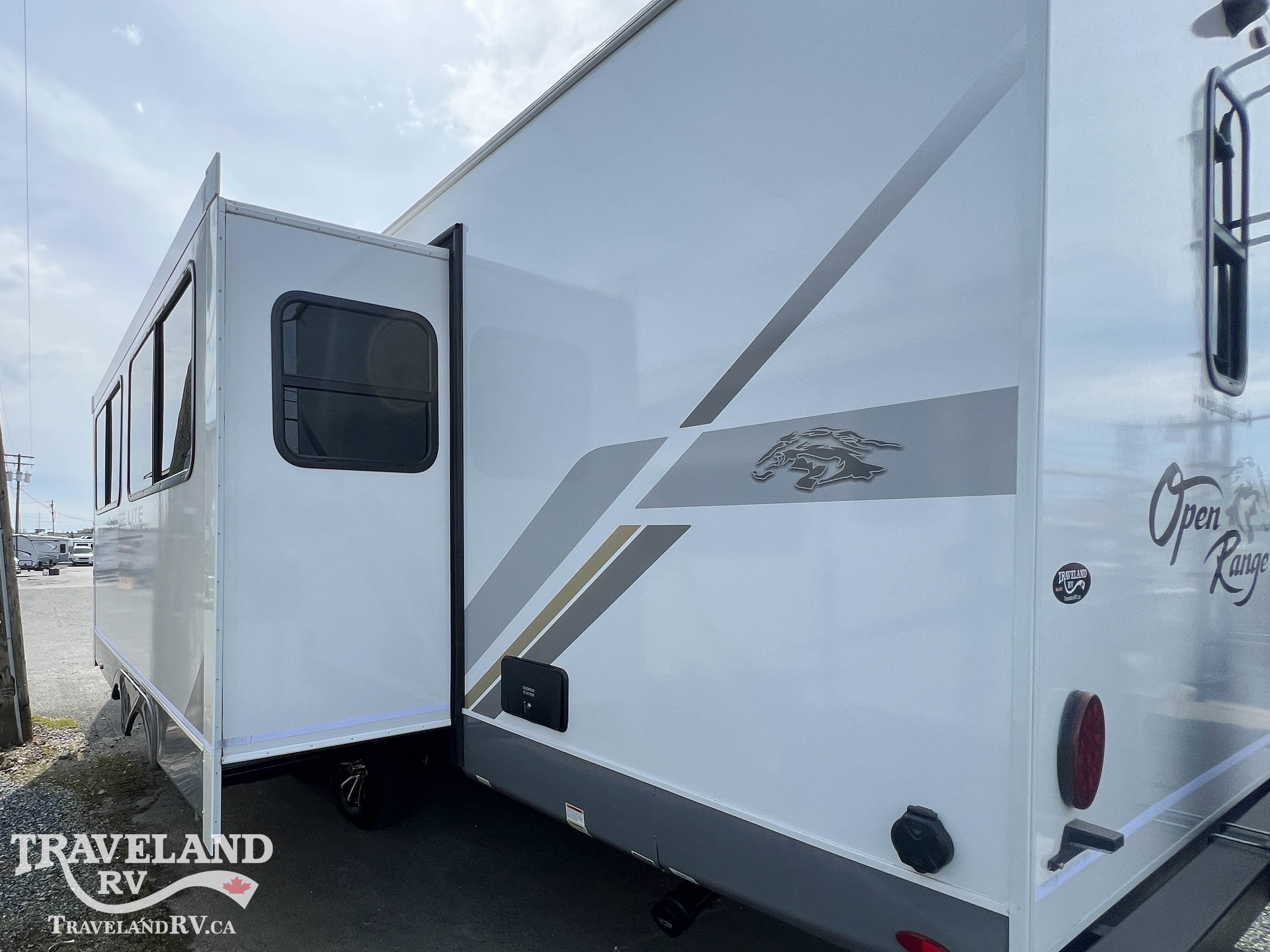 2025 Highland Ridge Range Lite 252RB - Image 6