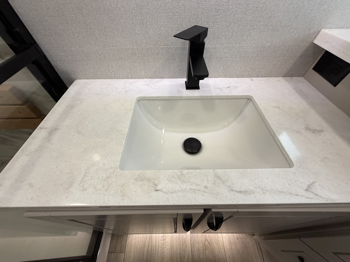 2026 JAYCO NORTH POINT 382FLRB - Image 66