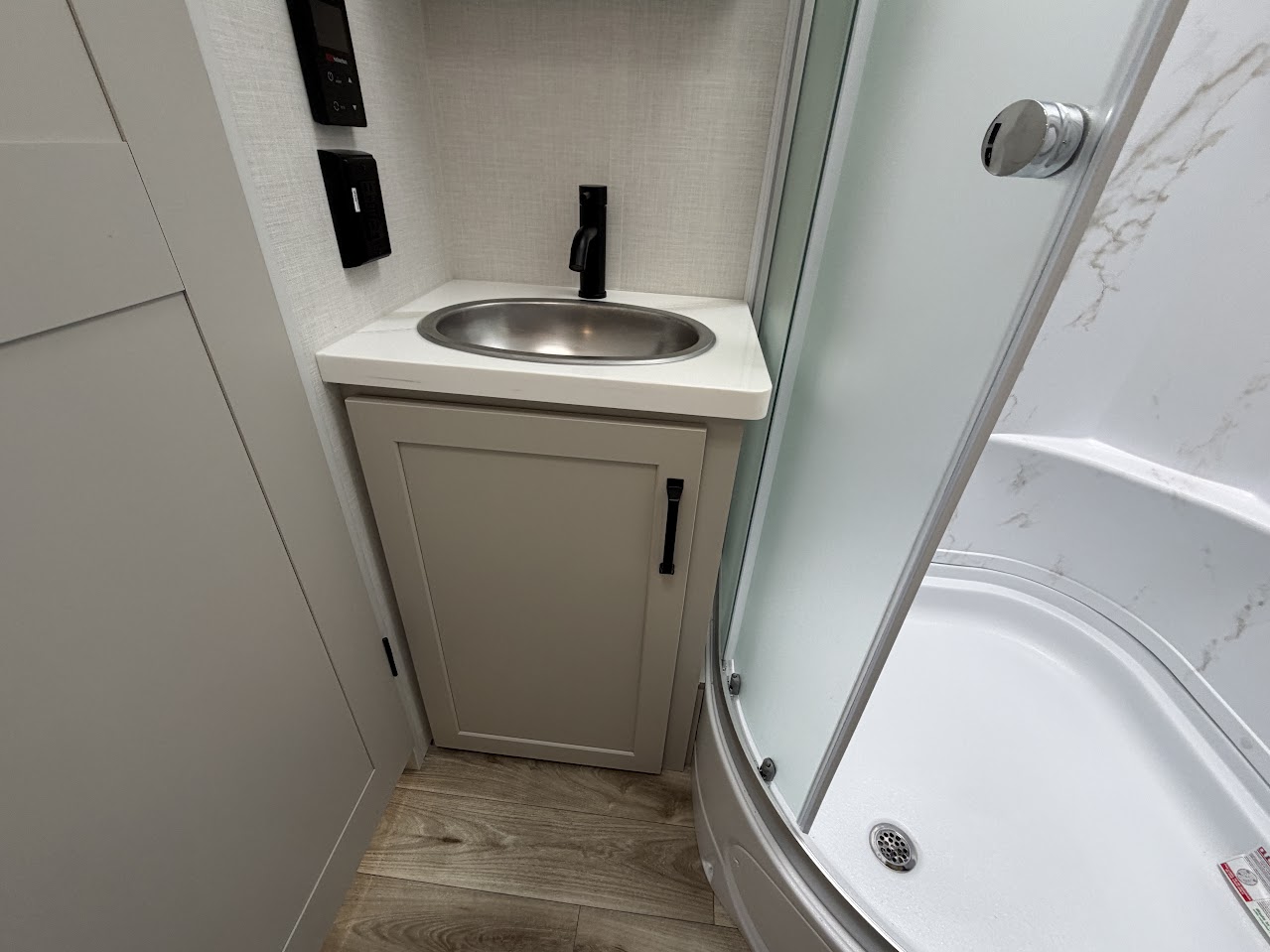 2027 VENTURE RV SPORTTREK 343VBH - Image 58
