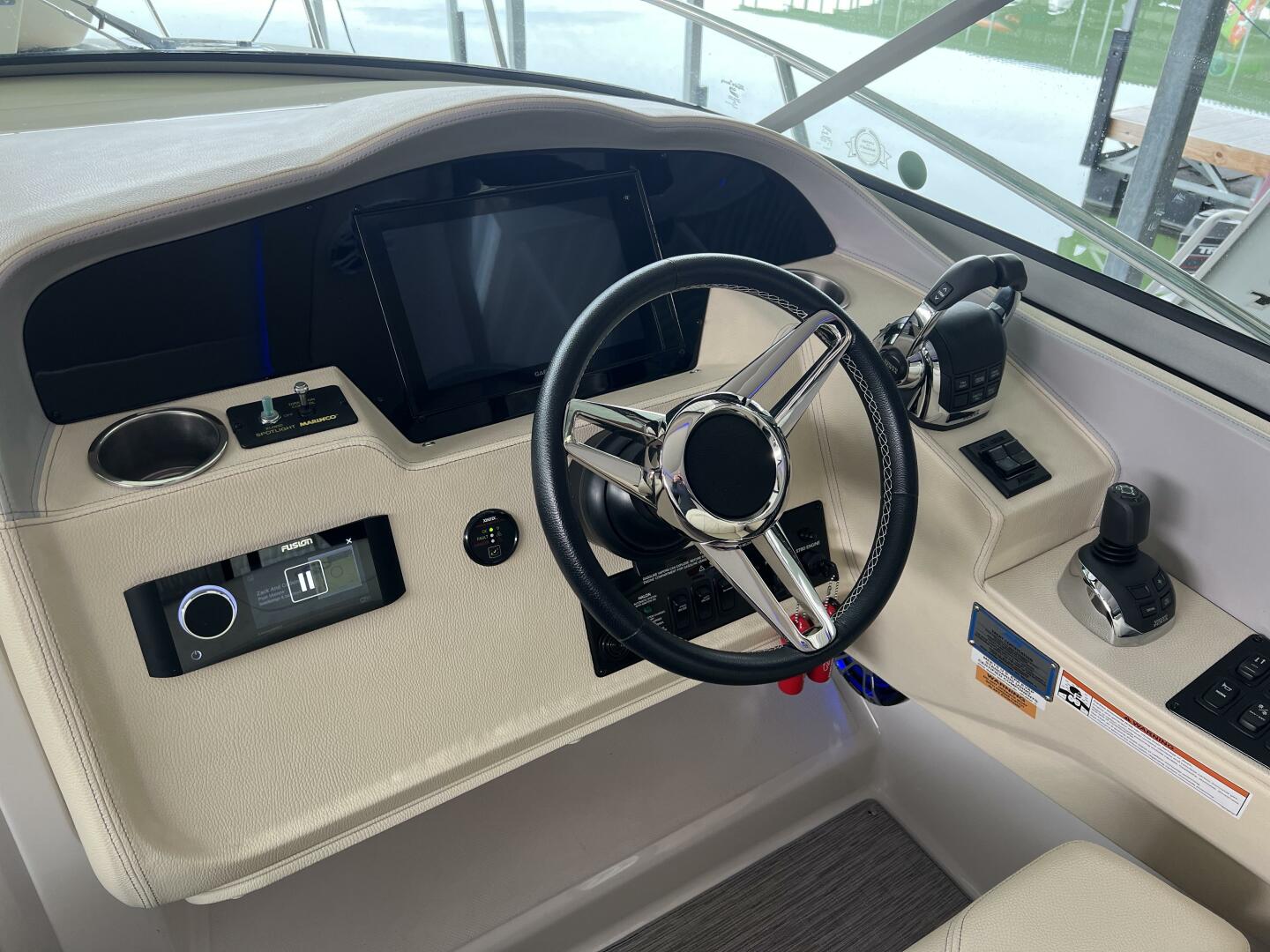 2019 Regal - Image 12