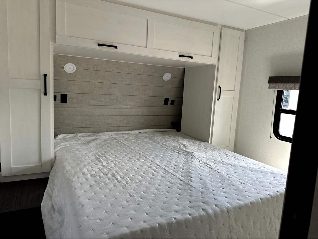 2027 VENTURE RV SIENNA 271VBH - Image 19