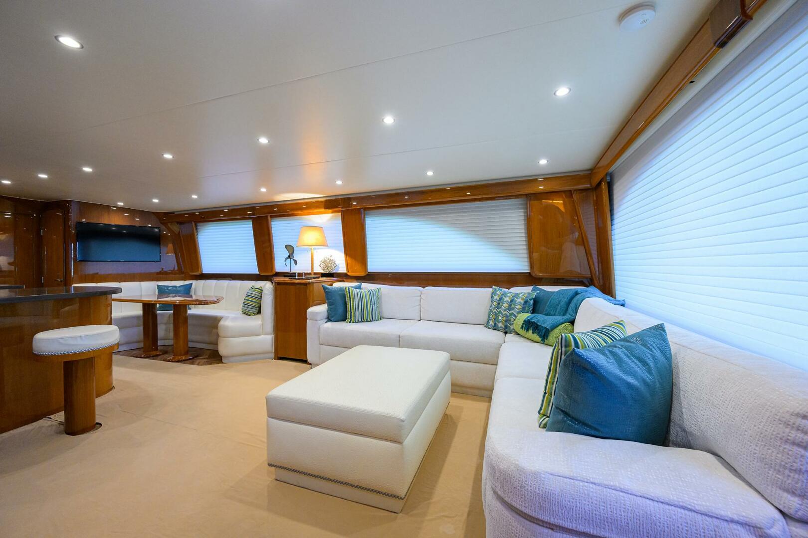 2014 Viking 76 Enclosed Bridge - Image 8
