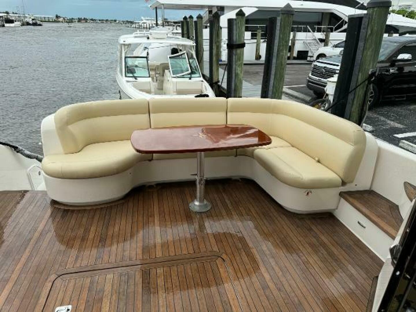 2010 Tiara Yachts 5800 Sovran - Image 22
