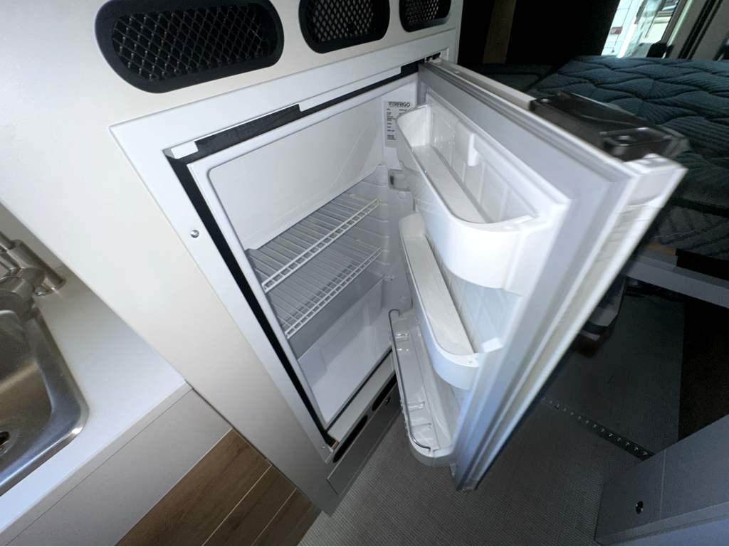 2026 AIRSTREAM RANGELINE - Image 26