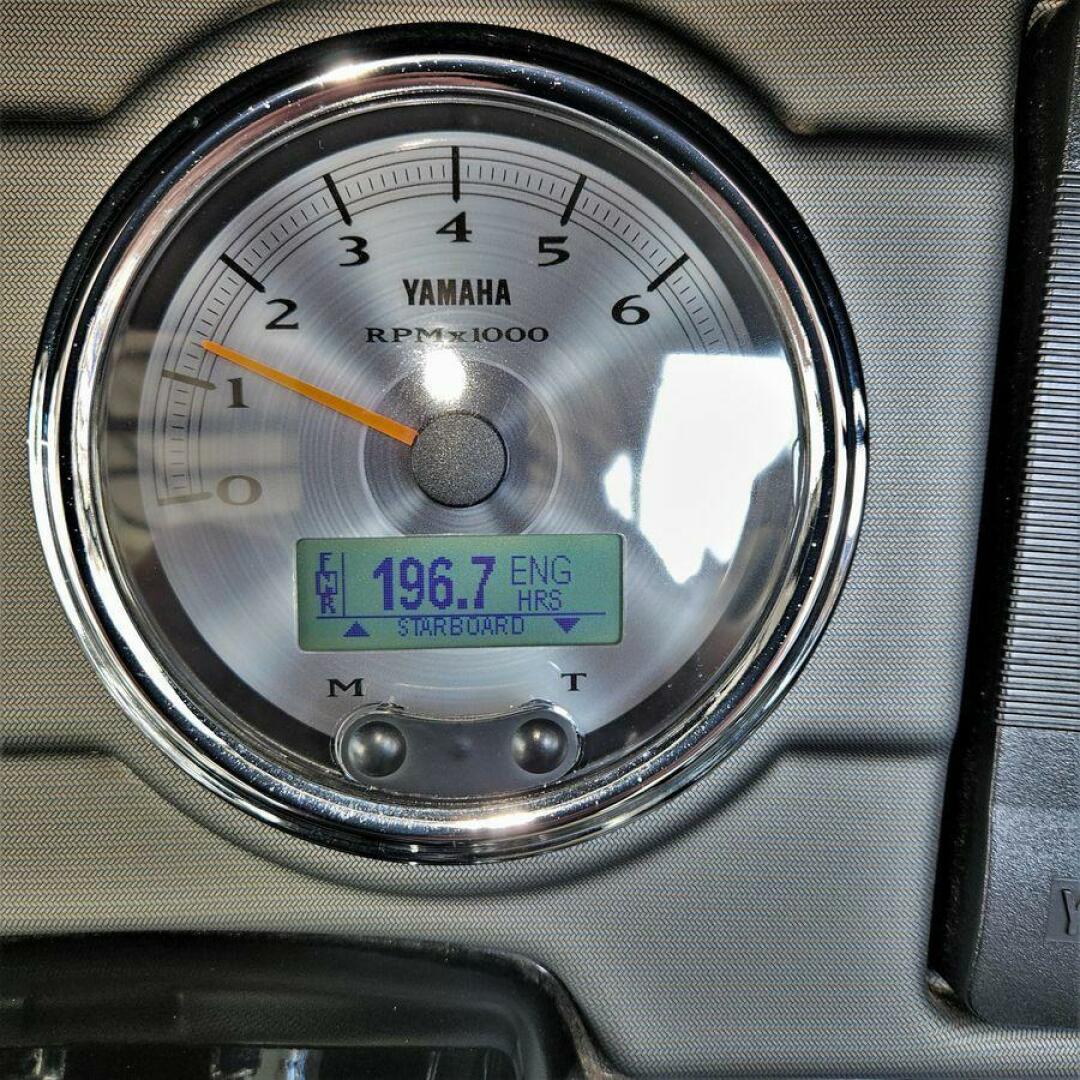 2016 Yamaha Boats 242 Limited S E-Series - Image 21