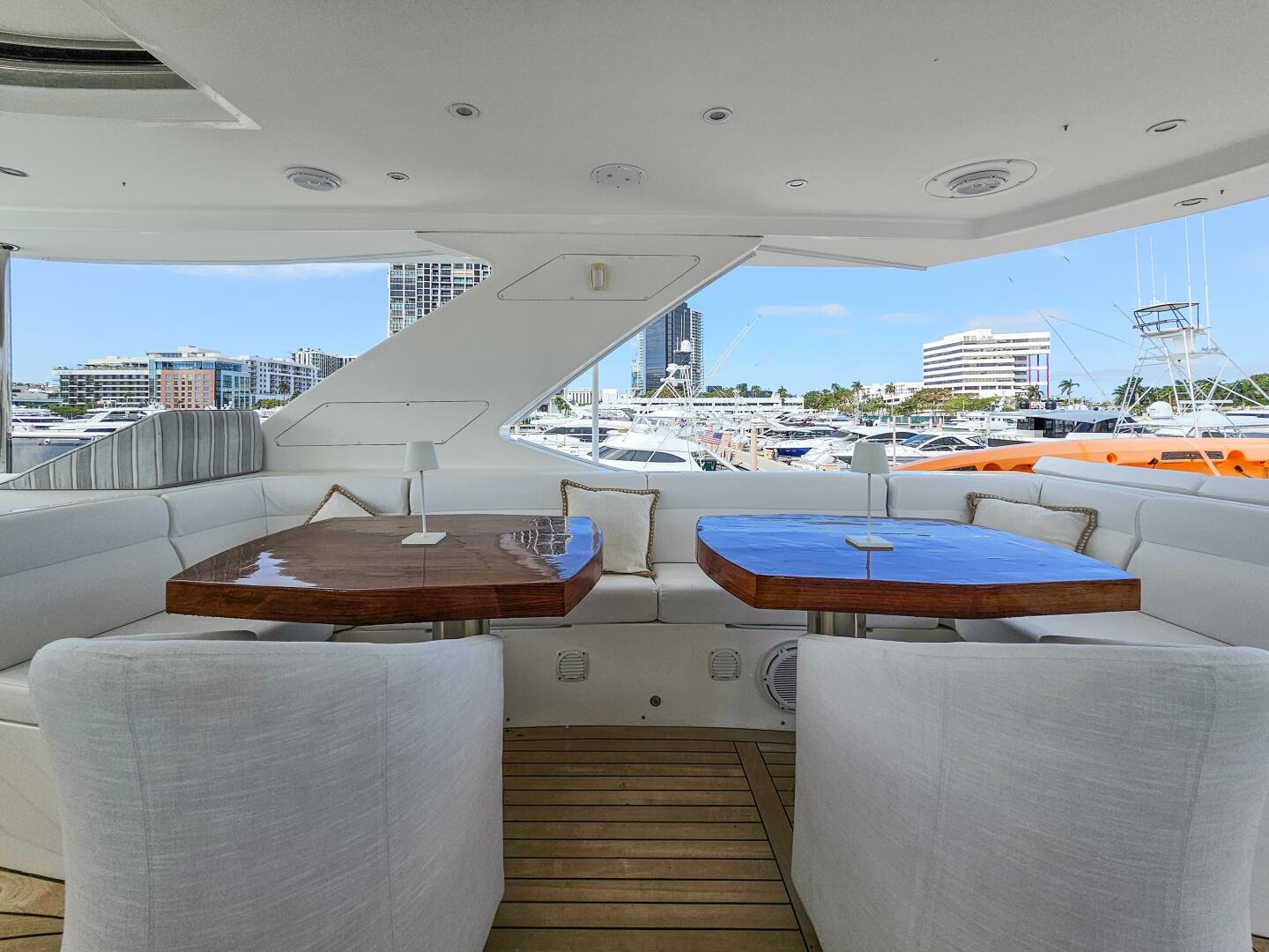 2010 Ocean Alexander 83 - Image 32