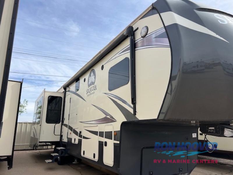 2016 REDWOOD SEQUOIA 38GKS - Image 1