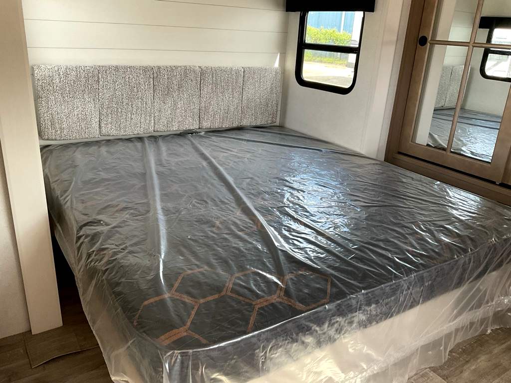 2027 JAYCO Eagle 294CKBS - Image 23