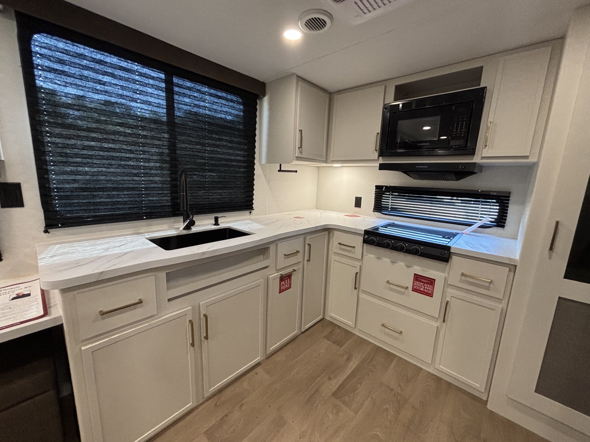 2027 Grand Design Transcend 315RKT - Image 16