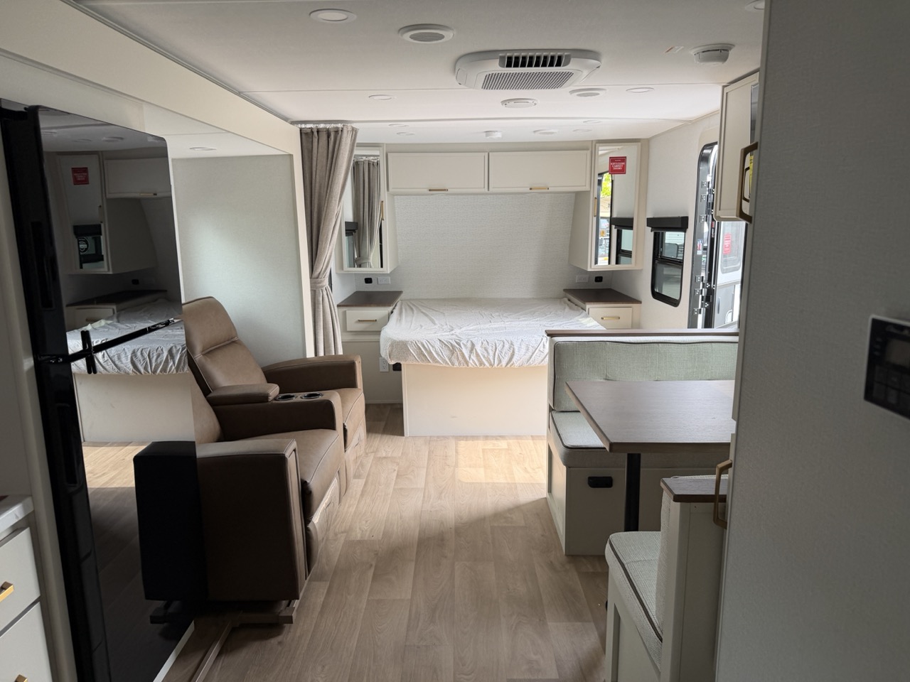 2027 Grand Design Imagine XLS 22MLE - Image 15