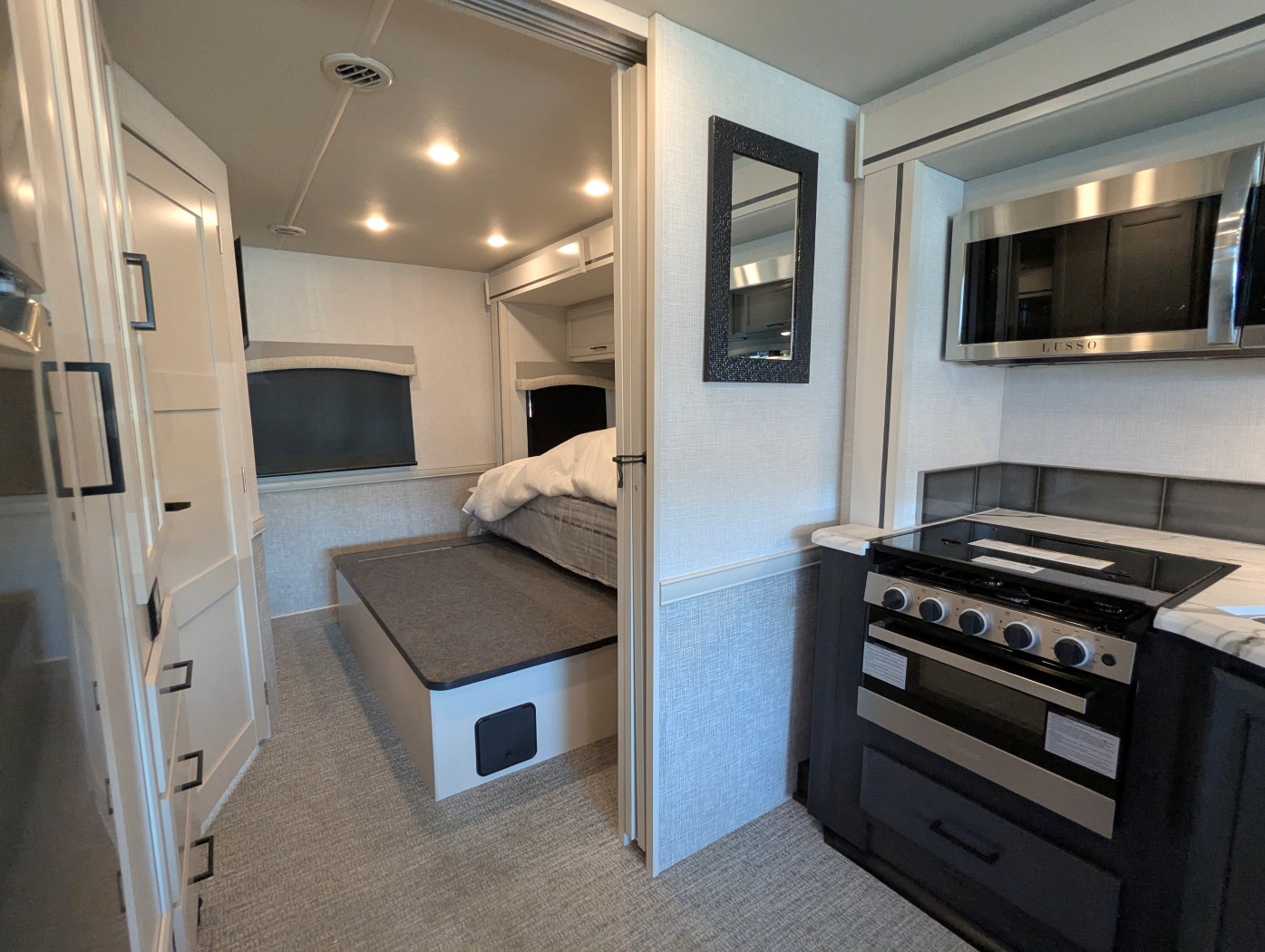 2026 Fleetwood Flair 28A - Image 21