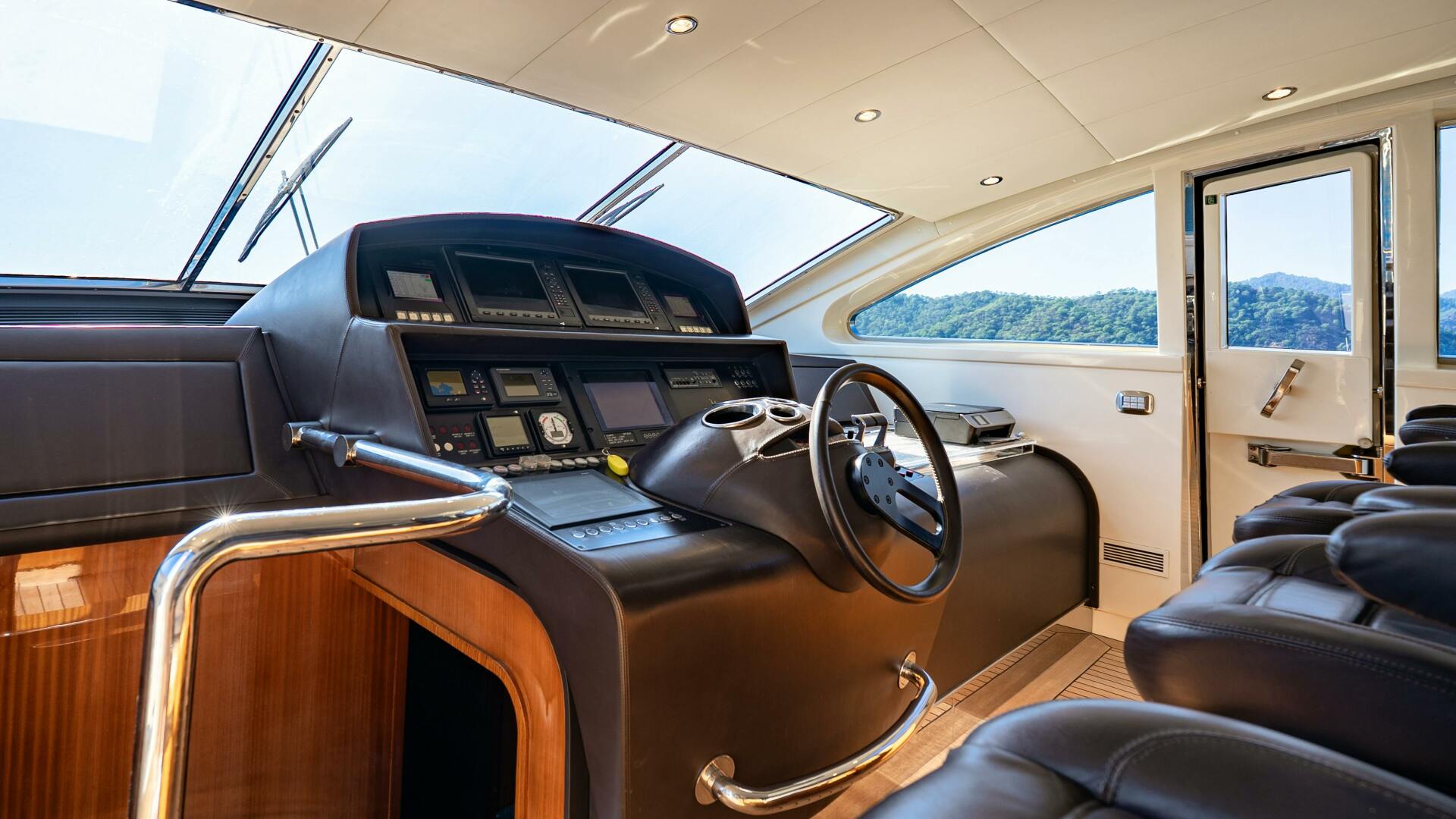 2010 Leopard Leopard 27 Sport - Image 24