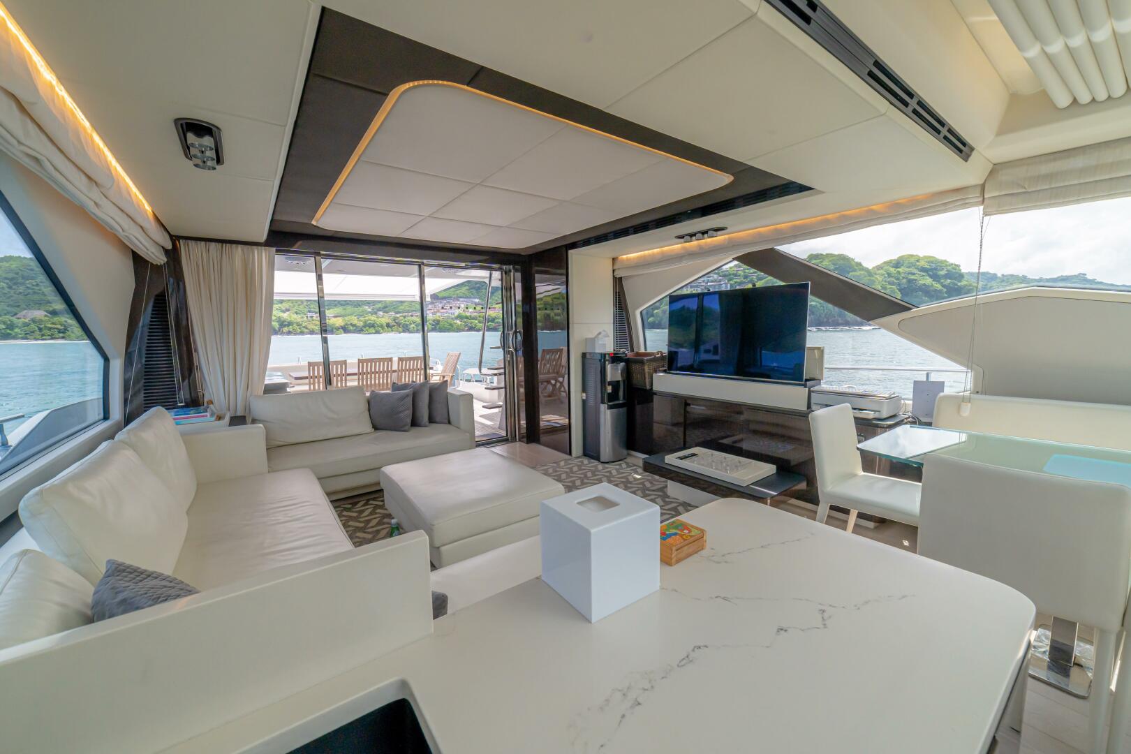 2017 Azimut 77S - Image 19
