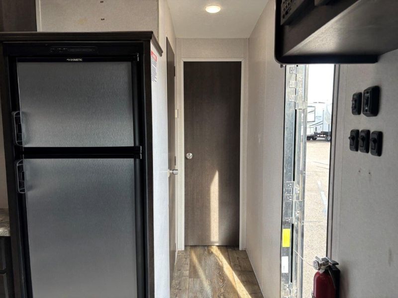 2019 Forest River Sandstorm T220 - Image 13