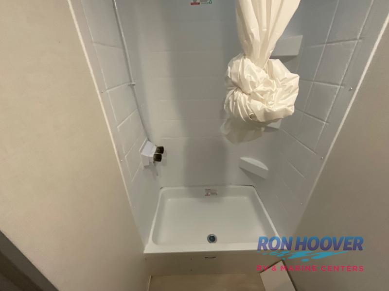 2025 COACHMEN VIKING 25QBH - Image 20