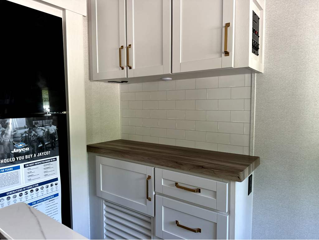2027 JAYCO EAGLE 312BHOK - Image 13