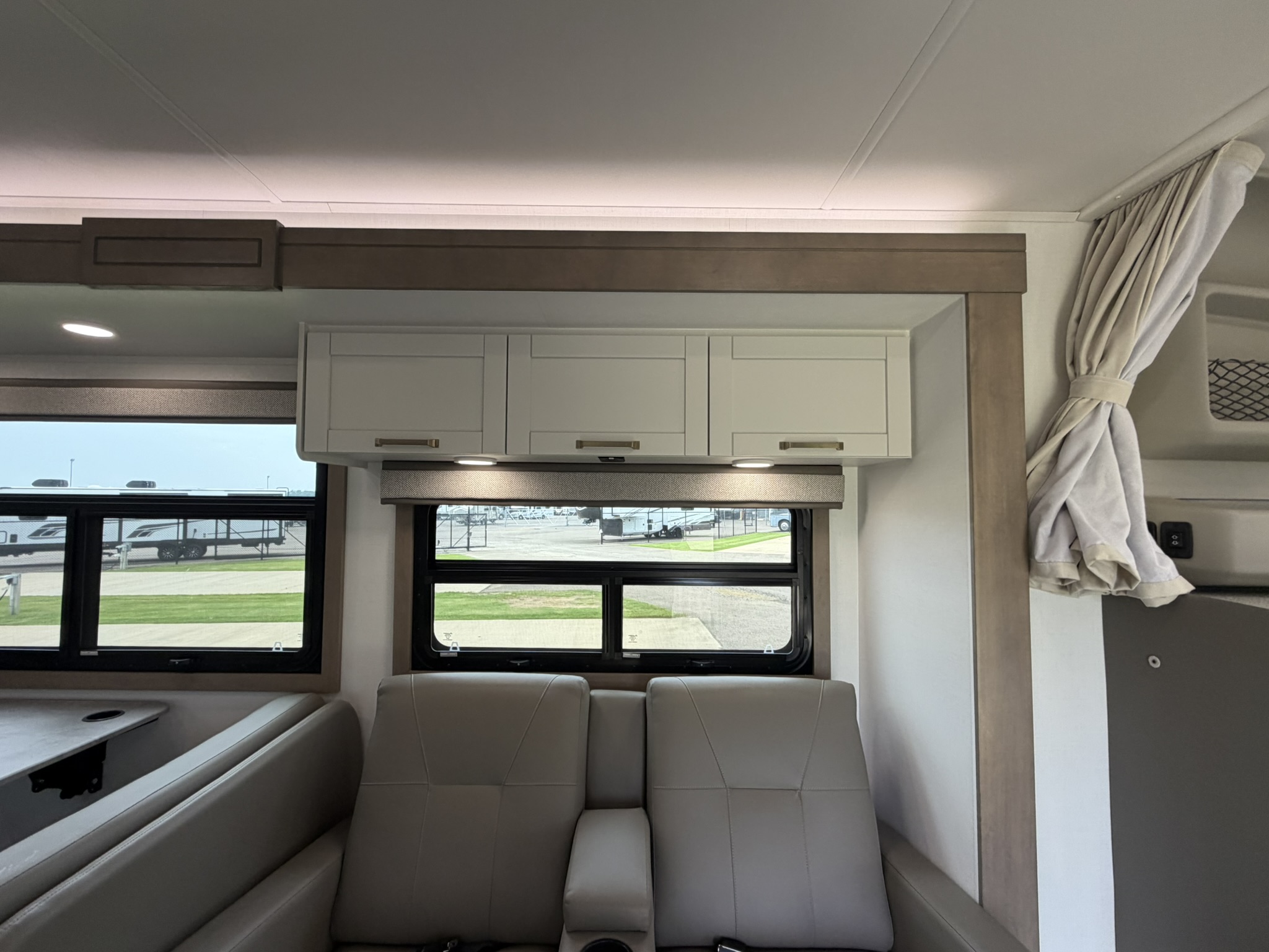 2027 JAYCO GREYHAWK 29MV - Image 26