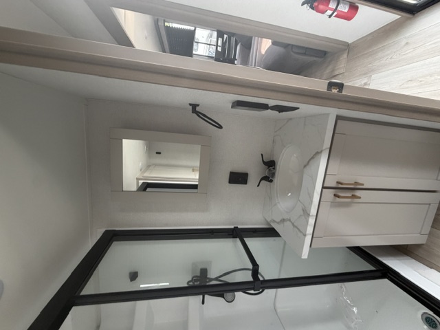 2027 JAYCO JAY FLIGHT BUNGALOW 404LOFT - Image 15