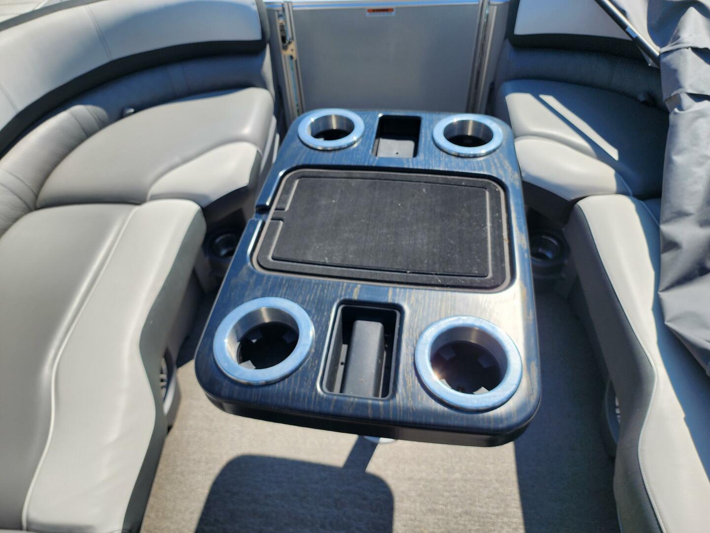 2021 Avalon - Image 18