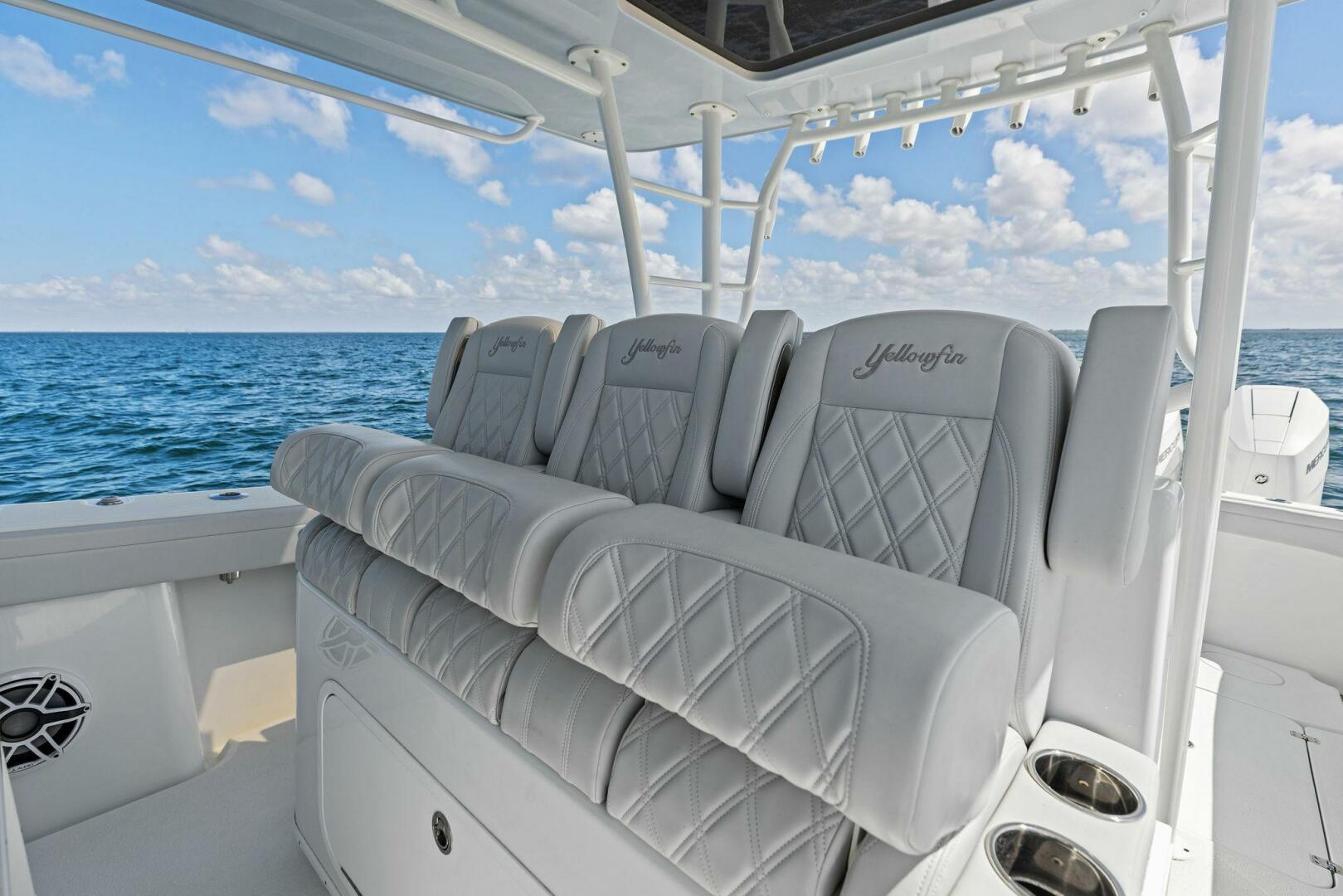 2024 Yellowfin 42 Offshore - Image 18