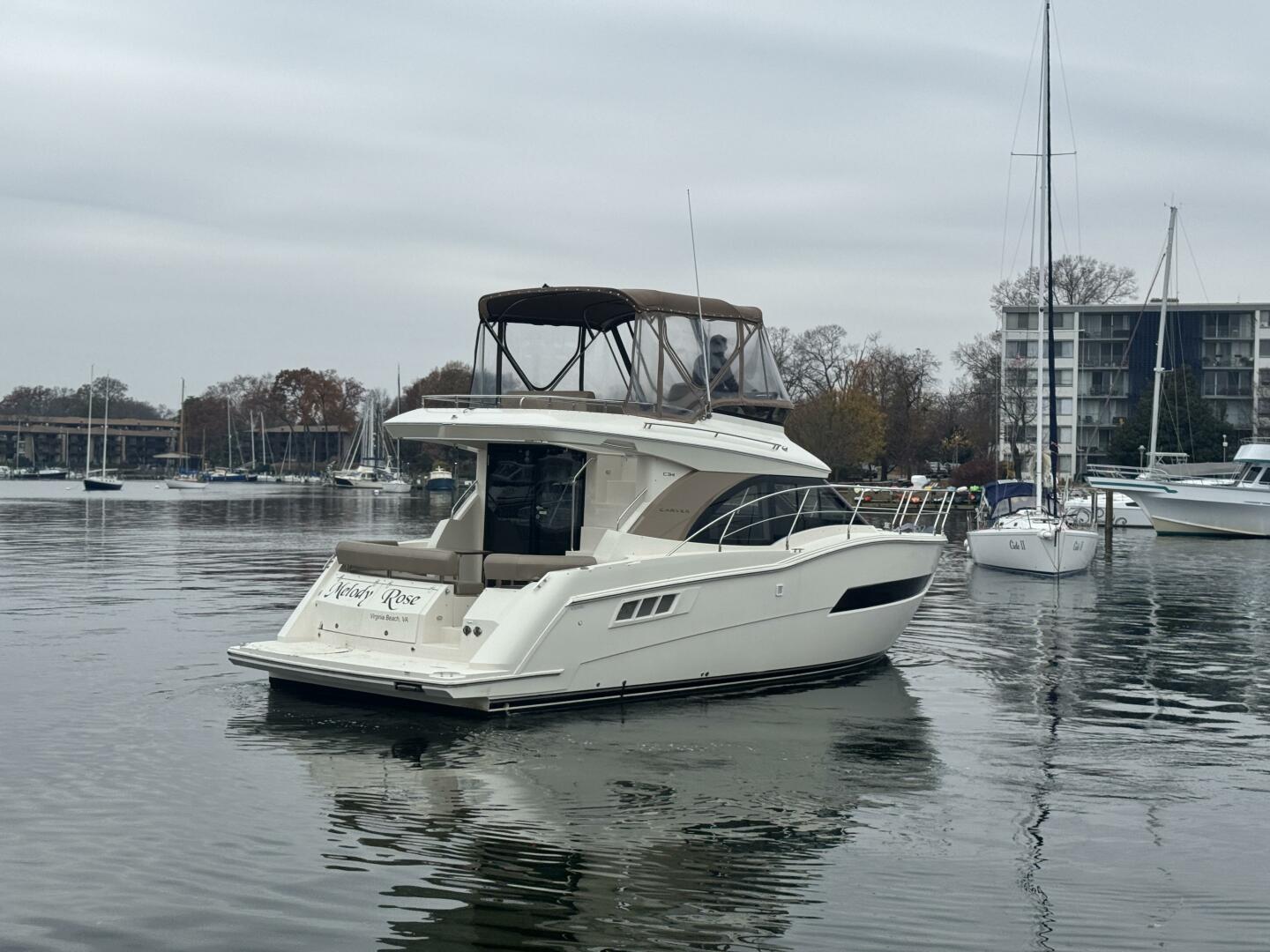 2016 Carver C34 Command Bridge - Image 7