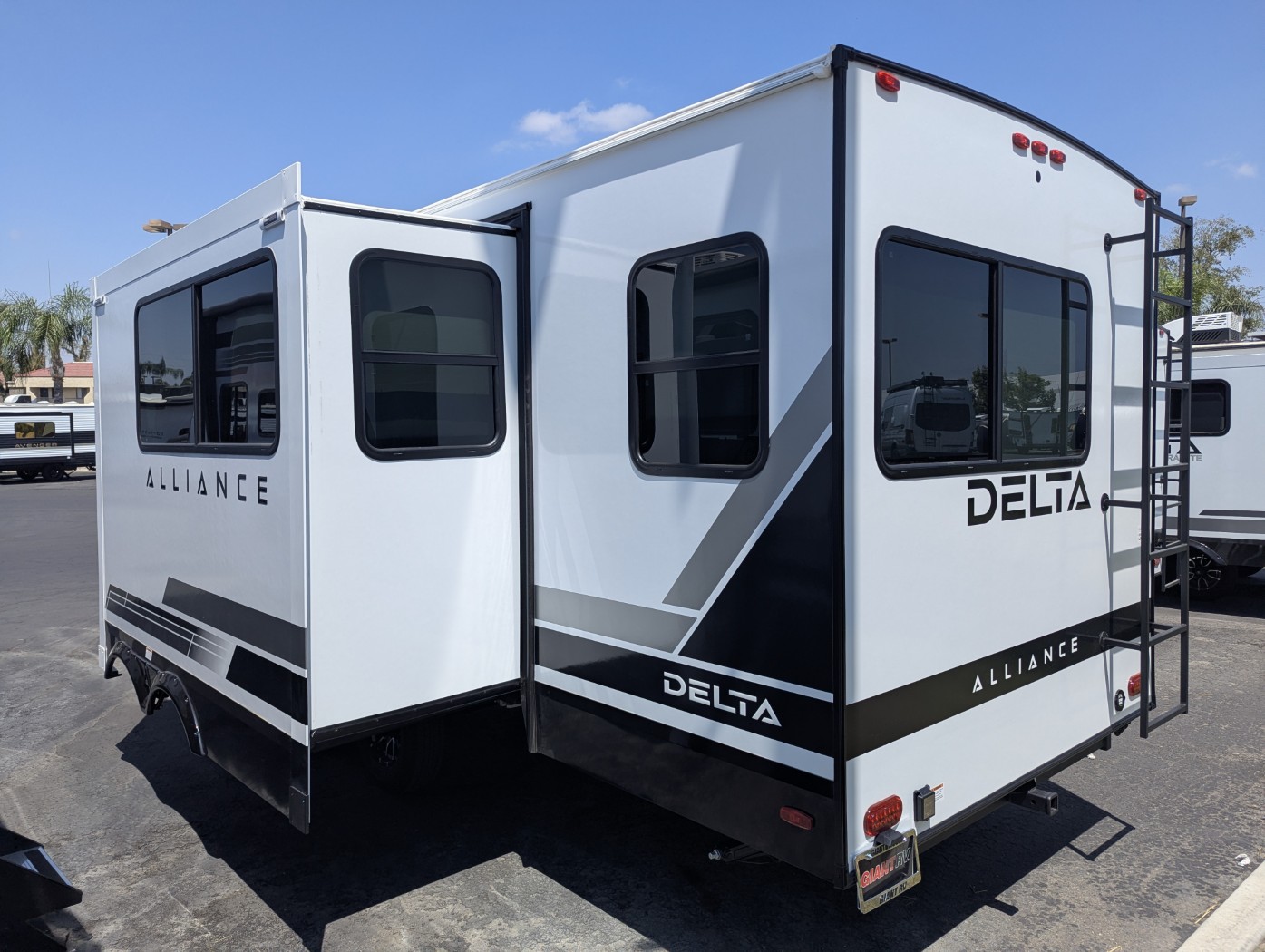2027 Alliance RV Delta 252RL - Image 8