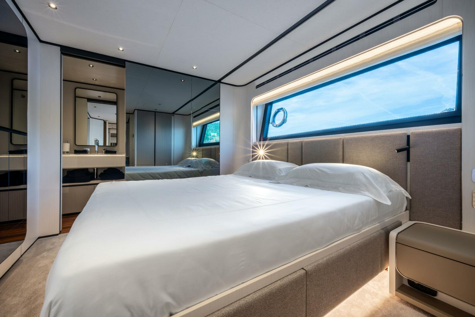 2025 Ferretti Yachts Ferretti 940 - Image 25