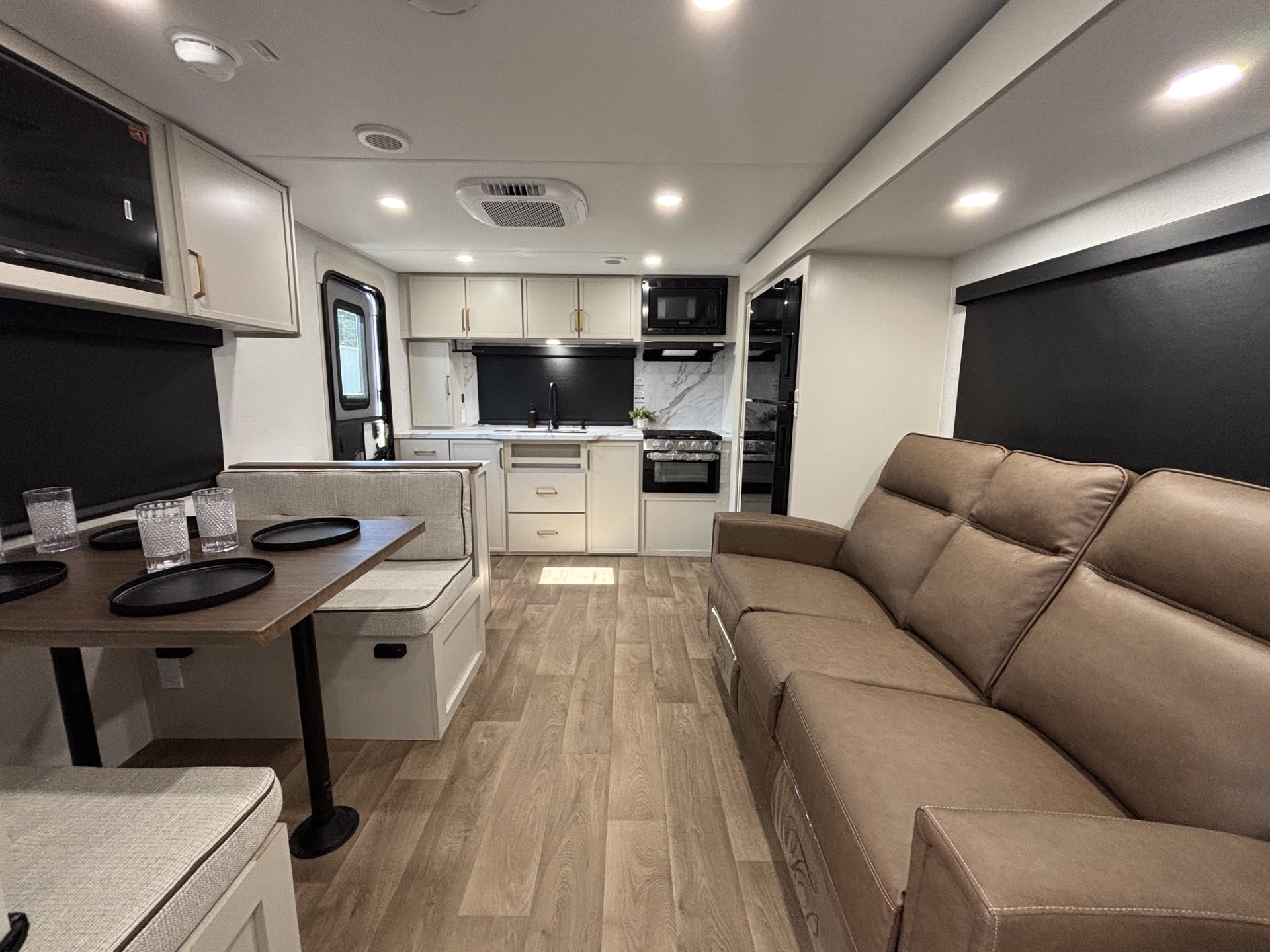 2027 Grand Design Imagine XLS 23LDE - Image 12