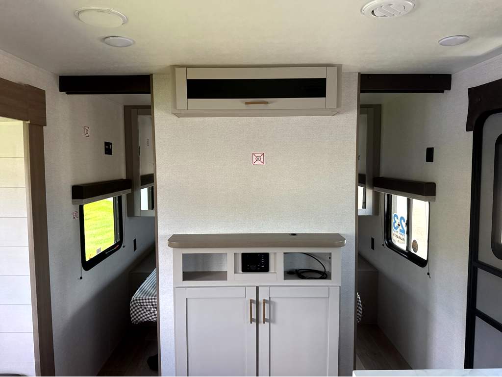 2027 Jayco Jay Flight SLX 261BHS - Image 5