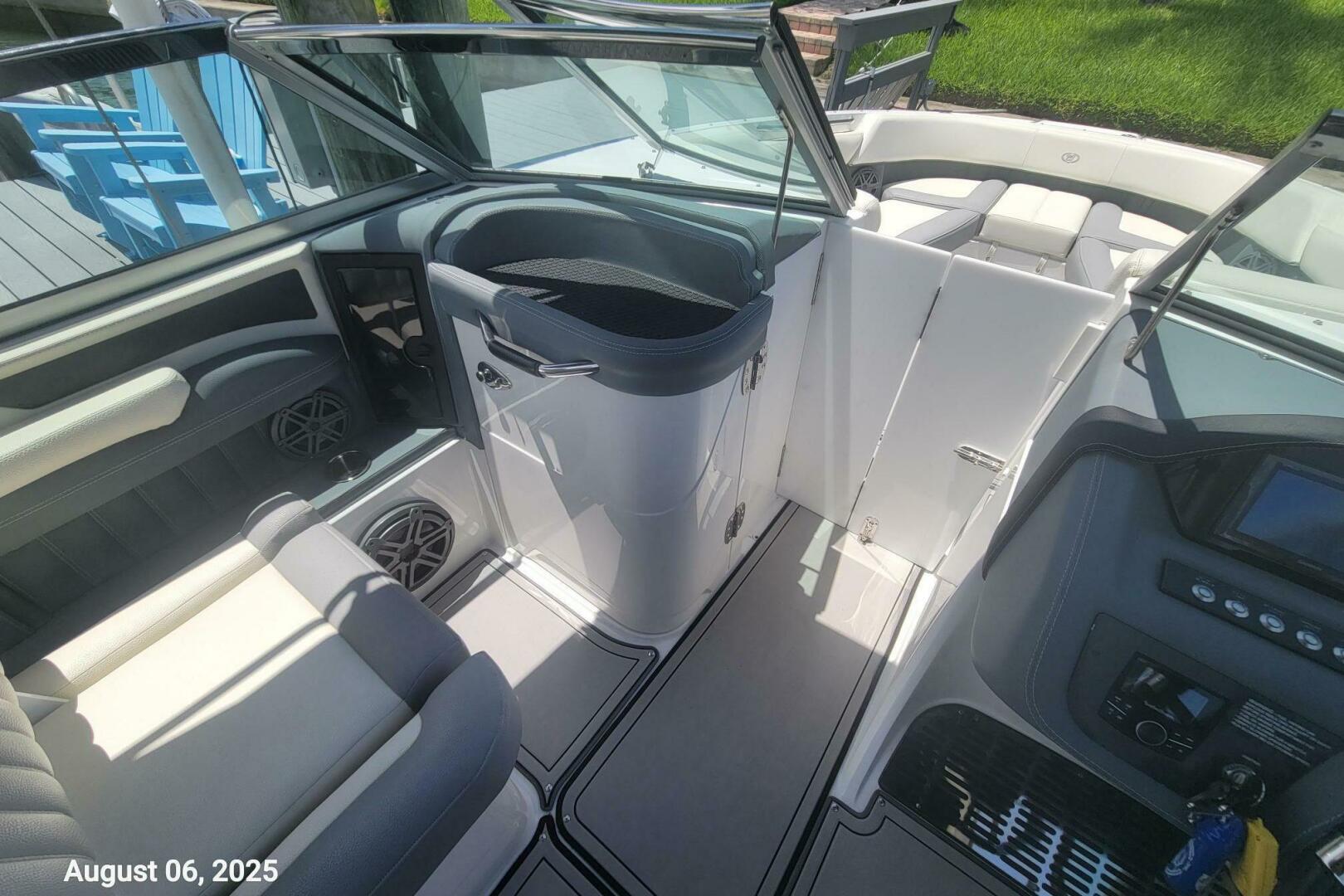 2018 Cobalt 26SD Base - Image 7