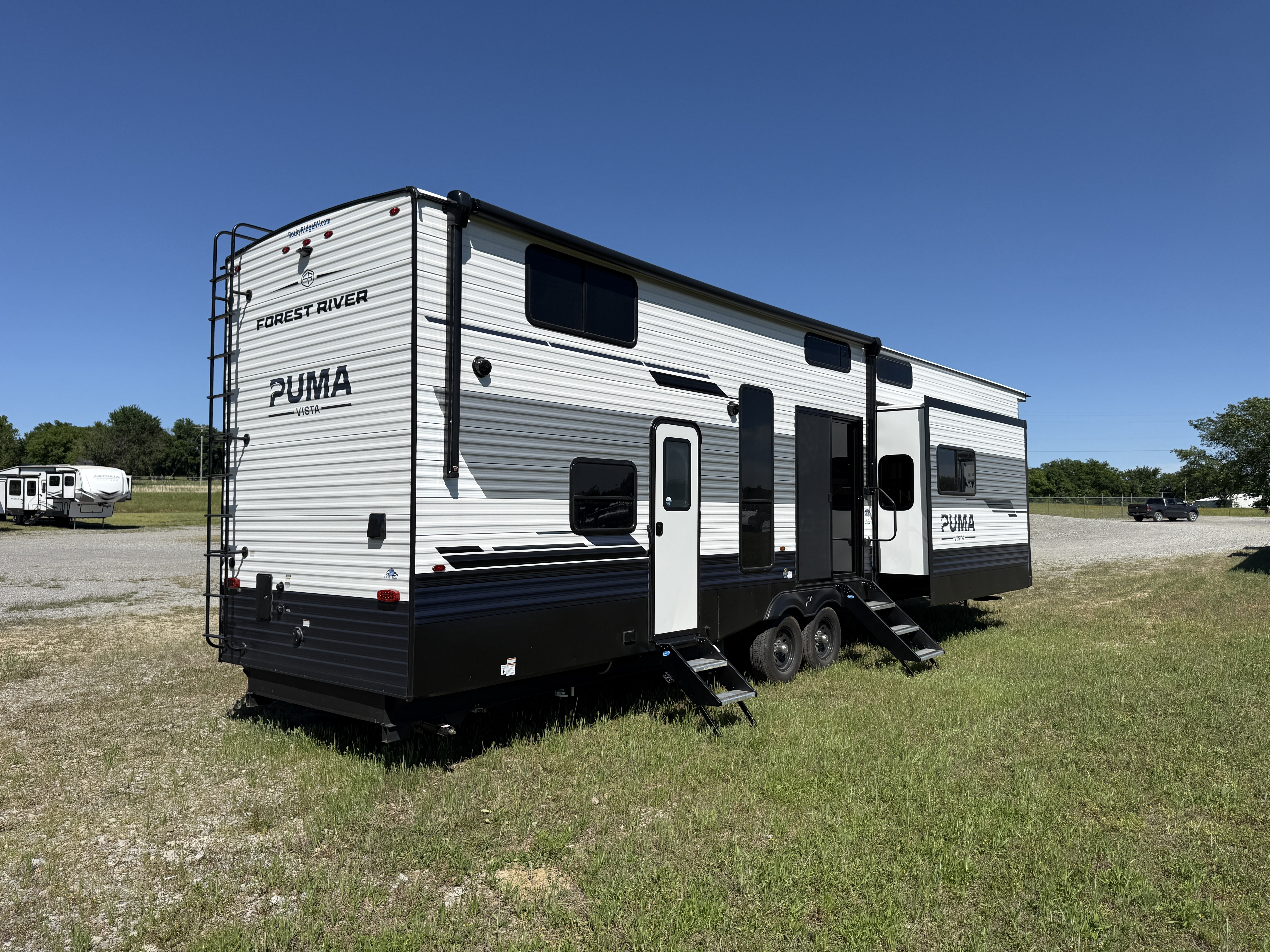 2027 Forest River Puma Destination Series PUT403LFT - Image 7